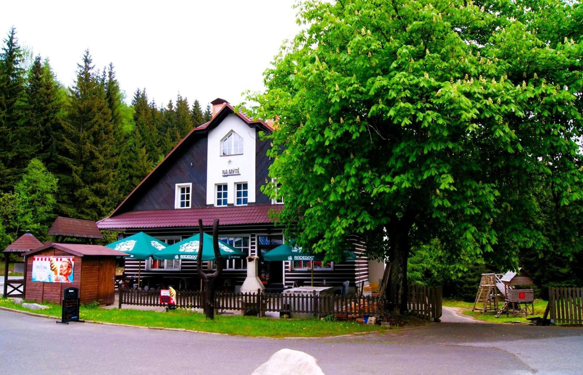 Hotylek Na Myte Hotel Harrachov Exterior photo