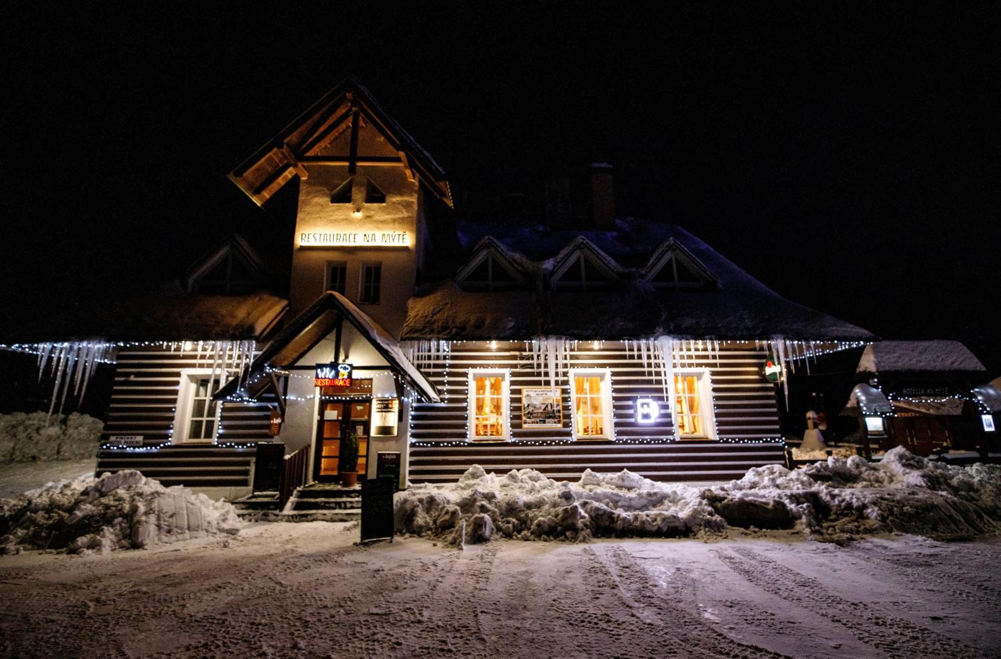 Hotylek Na Myte Hotel Harrachov Exterior photo