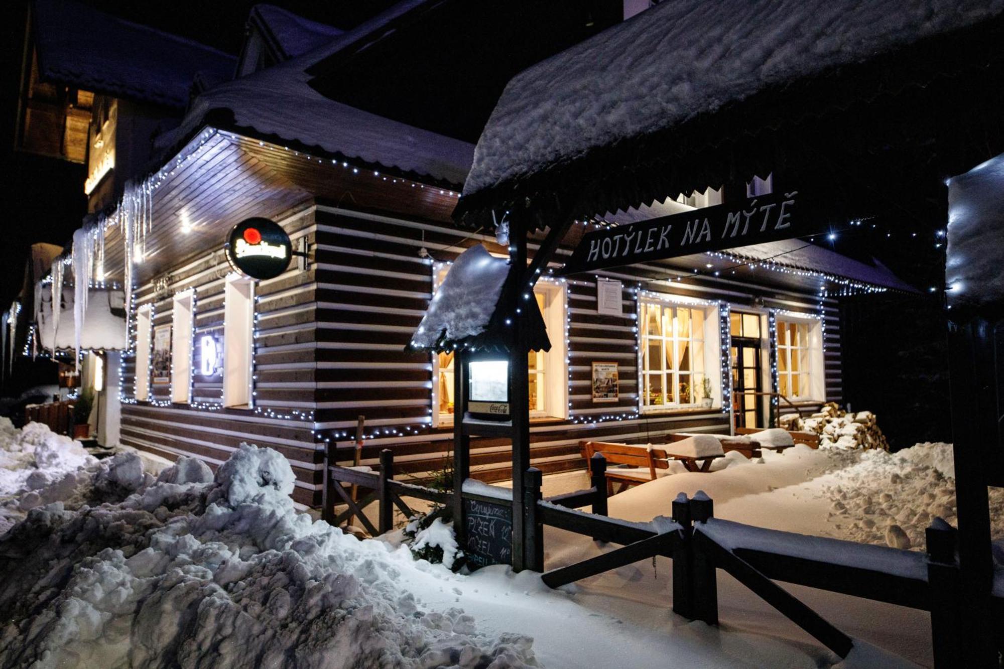 Hotylek Na Myte Hotel Harrachov Exterior photo