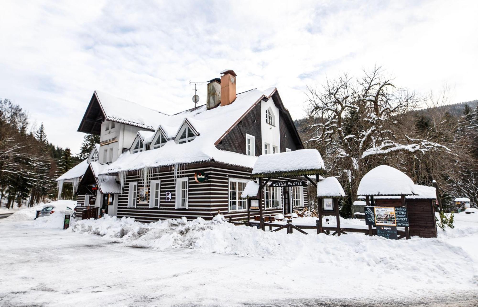 Hotylek Na Myte Hotel Harrachov Exterior photo